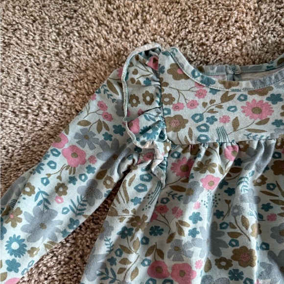 Carter’s Baby Girl 2-Piece Outfit Ditsy Floral Top & Leggings Set Size 18 month - Picture 5 of 10
